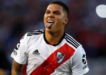 La pregunta que incomodó a Juanfer Quintero tras su gran gol en la victoria de River Plate ante Newell’s