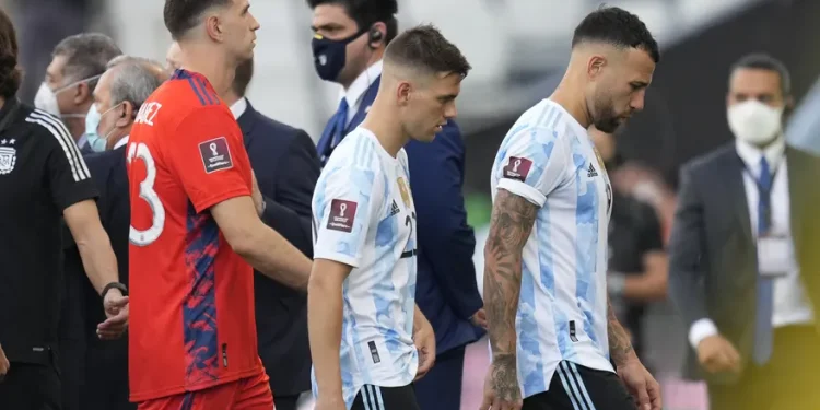 Eliminatorias: FIFA ordena repetir el partido suspendido entre la Argentina y Brasil