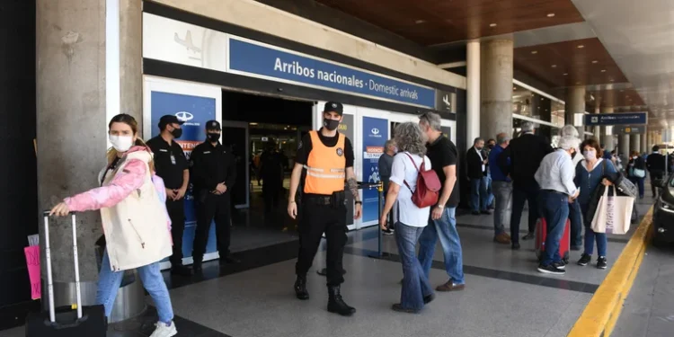 Por una medida gremial puede haber demoras y cancelaciones de vuelos: cómo afectaría al feriado de Carnaval