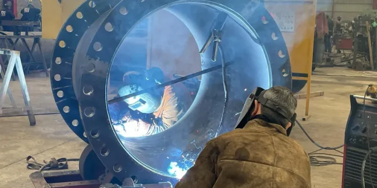 La economía creció 10,3% en 2021 y recuperó lo perdido en 2020