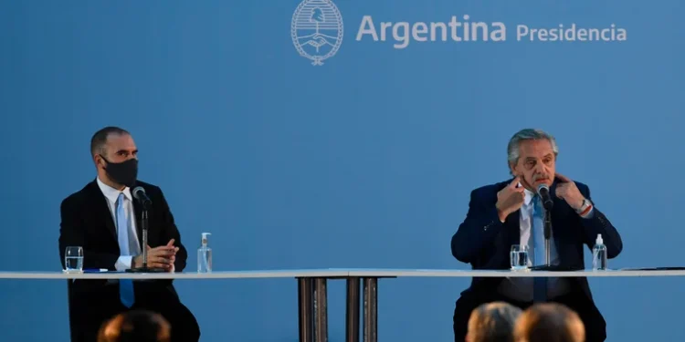 FMI: el Gobierno dijo que no habrá reforma jubilatoria pero que revisarán los regímenes especiales de jueces y diplomáticos