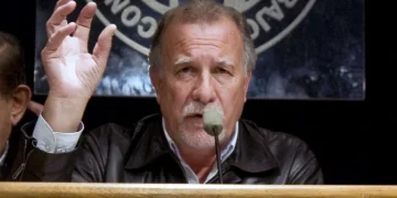 El kirchnerismo quiere otro impuesto para los argentinos que tienen bienes y activos en el exterior