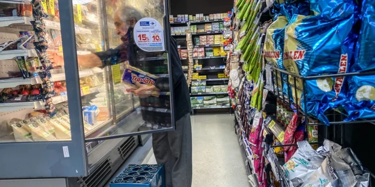 Inflación sin freno: ni las góndolas, ni el FMI, ni las consultoras apuntan a una pronta reducción