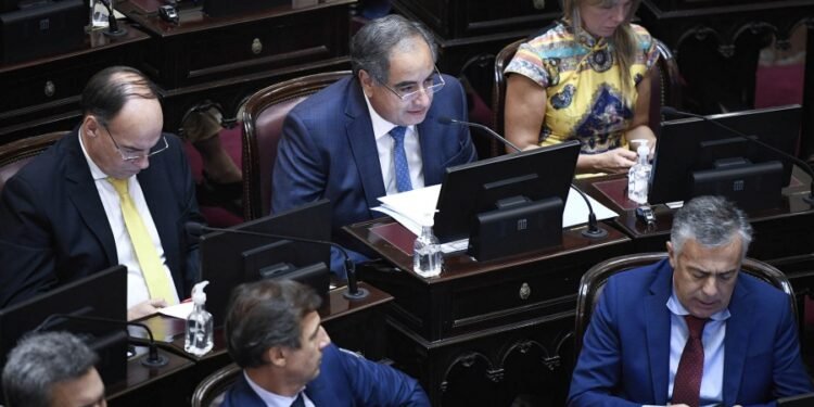 El acuerdo con el FMI es ley