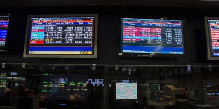 La perspectiva de una inflación elevada volcó a los inversores a bonos y depósitos ajustados por el índice de precios