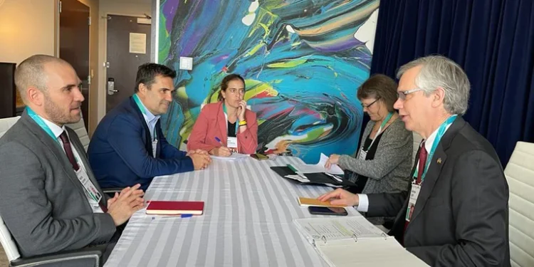 Martín Guzmán recibió en EEUU la noticia de que en el Congreso nadie quiso avalar su plan económico