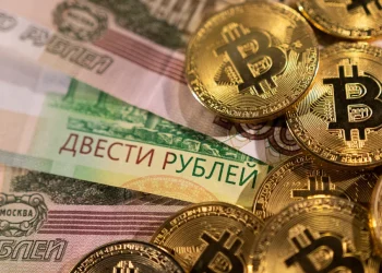 Bitcoin: Rusia impuso un cepo cambiario y se dispararon las criptomonedas por la demanda de ahorristas que huyen del rublo