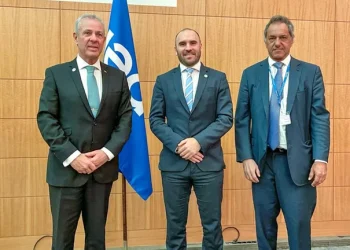 Energía: Martín Guzmán viaja a Brasil y busca cerrar la negociación para tener mayor suministro de gas en invierno