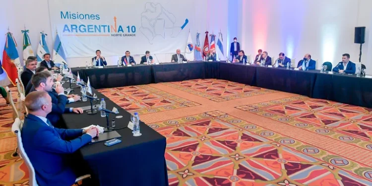 Gobernadores del norte vuelven a reunirse con Manzur en Salta para discutir sobre energía, inversiones y coparticipación