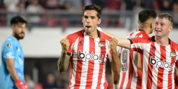 Estudiantes de La Plata goleó 4-1 a Vélez Sarsfield en su debut en la Copa Libertadores