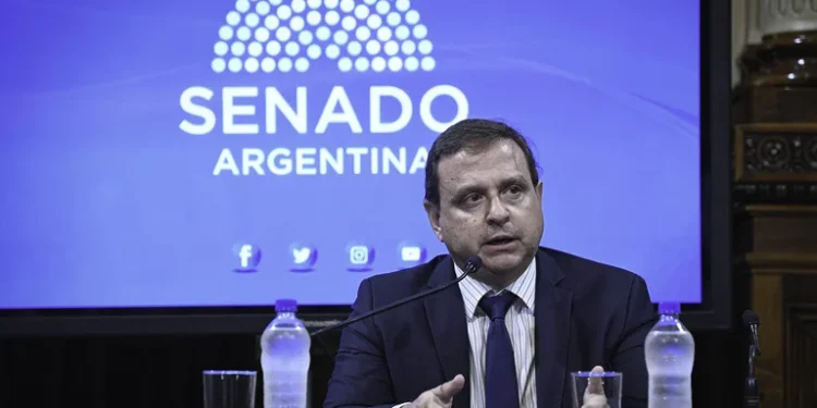 Quiénes son los senadores nacionales con más de 30 empleados