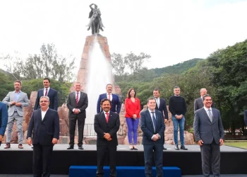 Gobernadores del norte se reunirán con Manzur en Tucumán para discutir sobre coparticipación, inversiones, transporte y energía