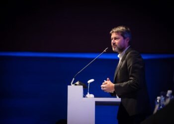 Lammens anunció la creación de un fondo específico para el turismo de reuniones