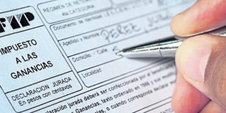 El Gobierno formalizó el nuevo mínimo no imponible de Ganancias