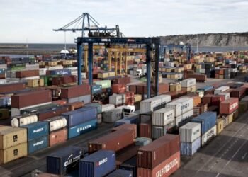 Energía, fletes, servicios y bienes de capital, claves del récord de importaciones