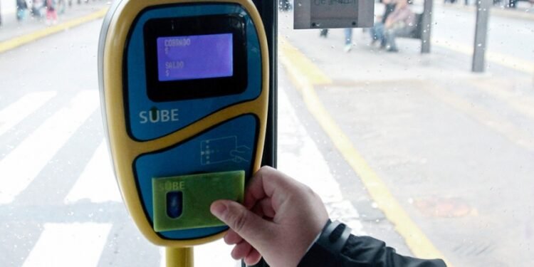 En el AMBA, el boleto mínimo de colectivo pasará a costar $25,20