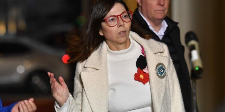 Batakis llega hoy a Washington para reunirse con la titular del FMI