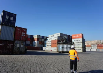 Por la falta de dólares para insumos, las empresas temen un masivo default comercial con sus proveedores del exterior