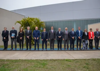 Kicillof recibe a gobernadores peronistas para analizar la quita de subsidios y el impacto del plan Massa