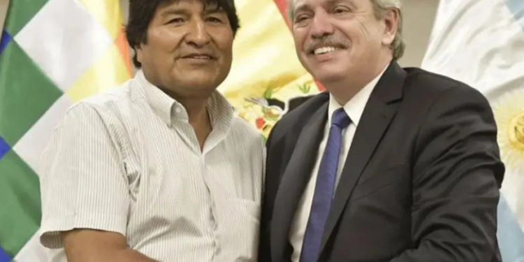 Evo Morales brindará una clase en la universidad de Rosario, junto con Agustín Rossi
