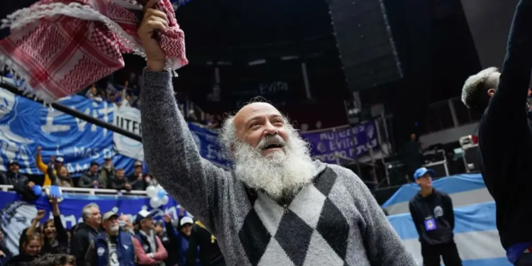 En un congreso partidario, el Movimiento Evita le bajó el tono a la discusión con el kirchnerismo y ratificó su intención de competir electoralmente en 2023