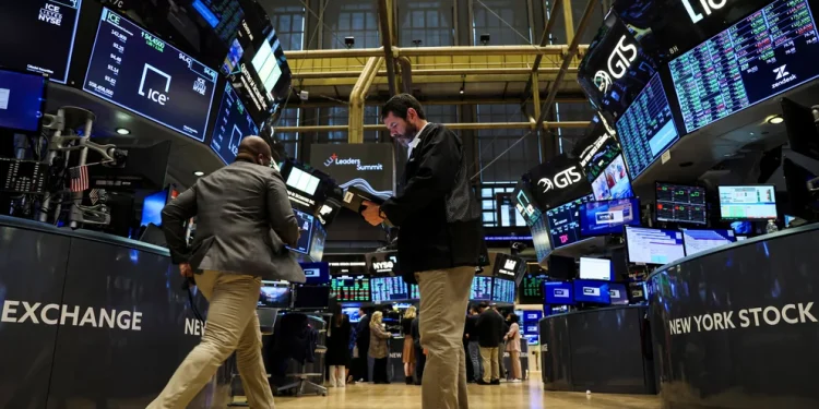 Mercados: Wall Street sube fuerte y las acciones argentinas rebotan hasta 10%