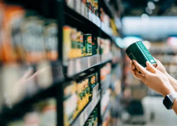 Las alimenticias rechazaron por inviables el etiquetado del precio en los envases y la posibilidad de un congelamiento