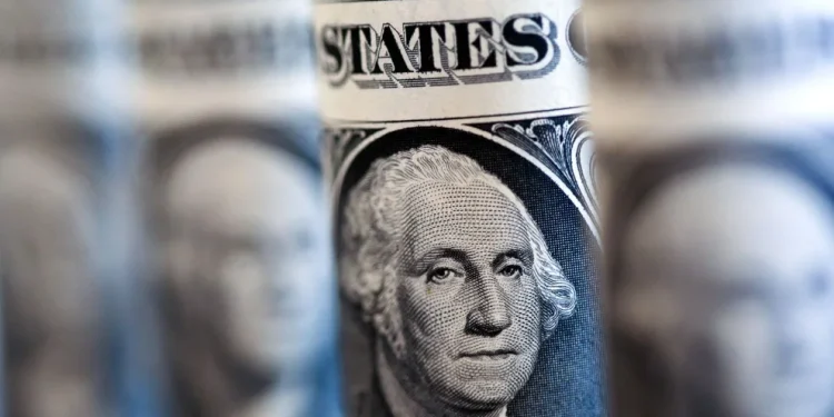 El BCRA ya acumuló USD 6.000 millones de deuda por las restricciones vigentes a los importadores