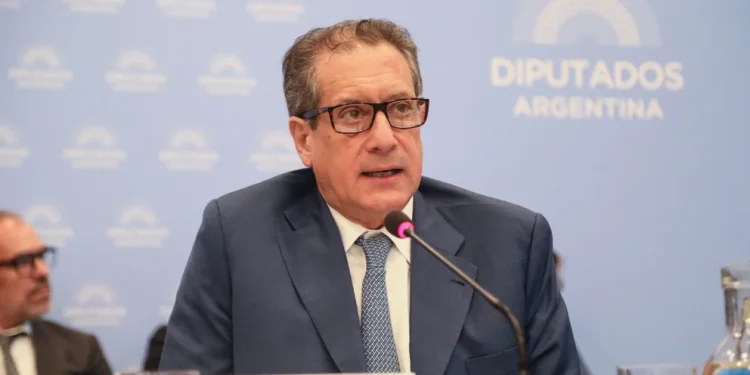 Por las complicaciones con la deuda en pesos, prevén que el BCRA volverá a emitir para cubrir el déficit