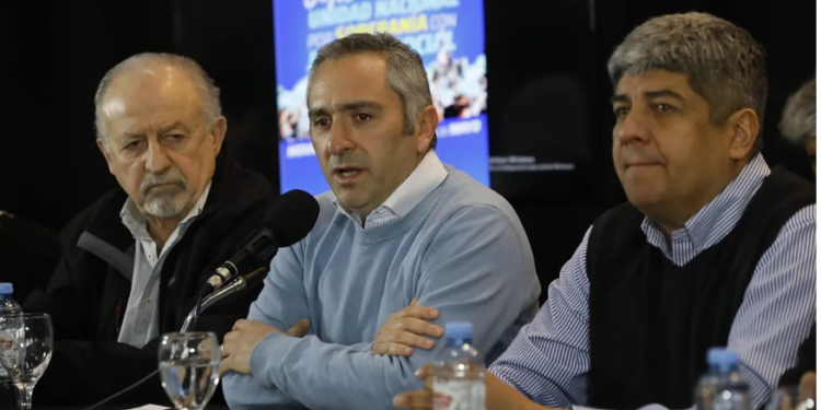 Larroque dijo que el acuerdo original con el FMI está “caído” y que Massa busca renegociarlo