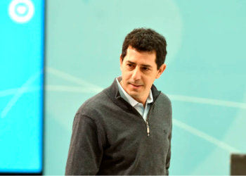 Wado De Pedro pidió “acabar con las mafias que cercenan y condicionan el voto de la gente”