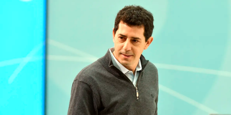 Wado De Pedro pidió “acabar con las mafias que cercenan y condicionan el voto de la gente”