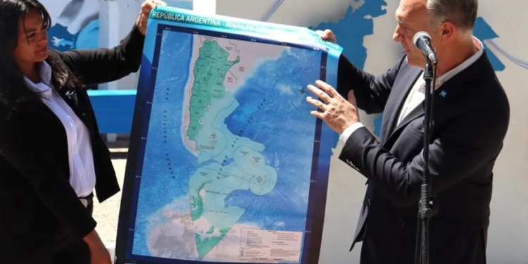 La Argentina protestó ante la embajada británica por la llegada de nuevas fuerzas militares en Malvinas