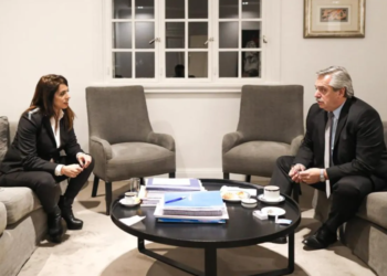 El Gobierno aclara que Donda en realidad renunció porque había “perdido la confianza” del Presidente