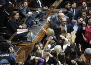 La Cámara de Diputados no se repone del escándalo de la última sesión y hay riesgo de parálisis hasta fin de año