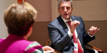 El Gobierno y el FMI se preparan para anunciar los últimos cambios al plan económico