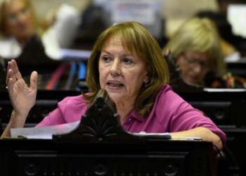 “Hay manifestaciones claras de connivencia entre la Justicia y el PRO”