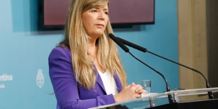 Gabriela Cerruti, sobre Venezuela: “No es que nos parece todo bien lo que está sucediendo, pero mucho menos nos parece todo mal”