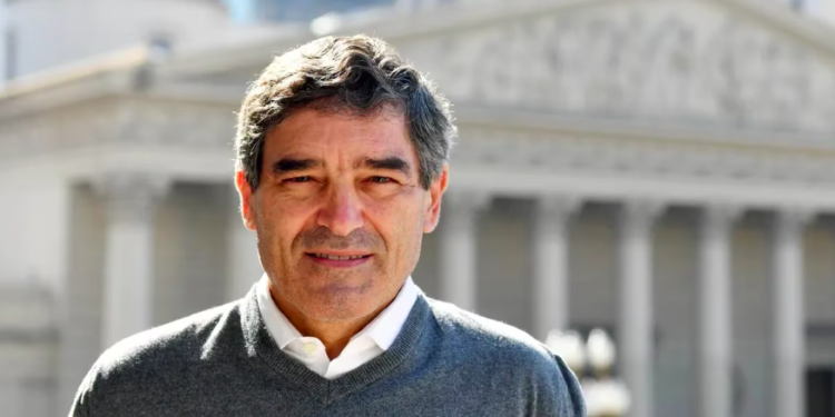 Fernán Quirós sostuvo que “hay que cambiar la ley de alquileres” porque “sacó del mercado a muchos dueños”