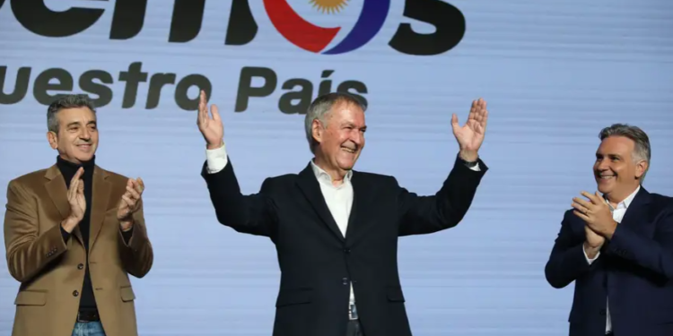 Juan Schiaretti relanzó su campaña y apuntó duro contra la gestión de Macri y las propuestas de Milei