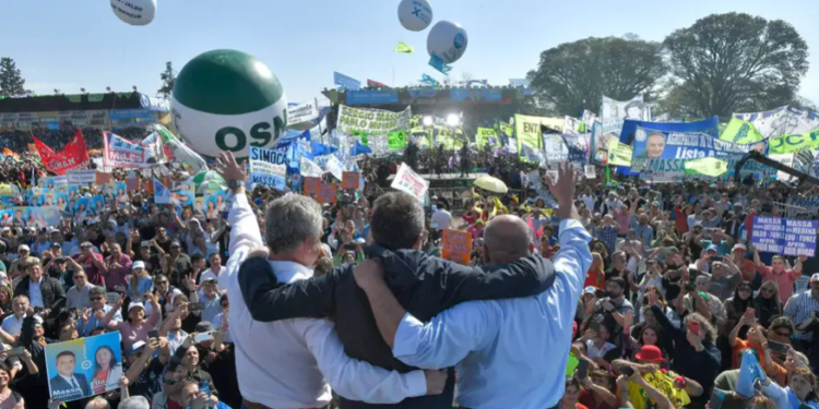 Elecciones 2023 | Massa junto a los gobernadores: “Ahora que jugamos por los porotos van a ver al peronismo en la cancha”