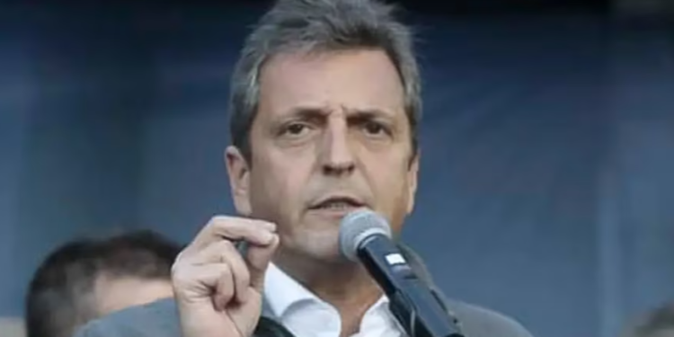 Sergio Massa oficializó el aumento del piso de Ganancias: “Necesitamos que sea ley, ojalá los diputados cumplan”