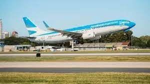 DNU: el Estado le giró $6000 millones a Aerolíneas y hay dudas sobre cómo los empleados financiarán el déficit