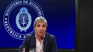 El Gobierno acordó con el FMI aplazar la última revisión de 2024 por las reformas