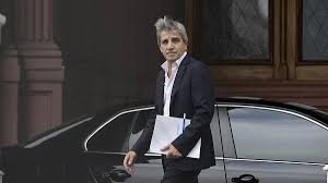 Caputo aseguró que ya tiene los USD 2.000 millones para pagar la deuda en julio
