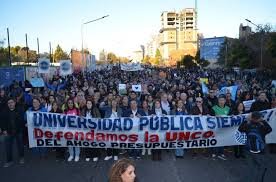 Los docentes universitarios vuelven al paro y anticipan una nueva movilización