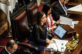 Tras el escándalo, los senadores darán marcha atrás con el aumento que elevaba sus dietas a $9.000.000 por mes