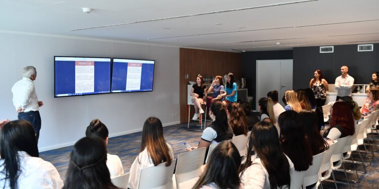 INICIATIVAS PARA FORTALECER LA INCLUSIÓN Y LA EDUCACIÓN FINANCIERA