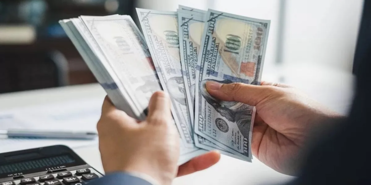580 millones de dólares salieron de los bancos tras el blanqueo en octubre