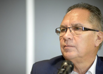 Alberto Descalzo pidió desdoblar la elección provincial y municipal de la nacional